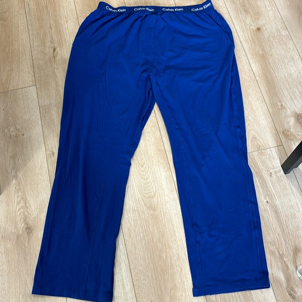 Men’s Calvin Klein blue ultra soft pajama pants, size XL